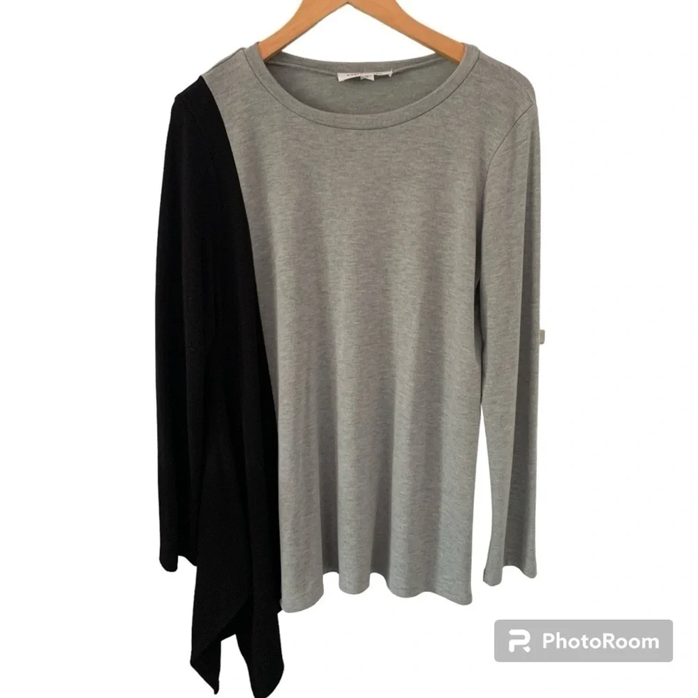 Karen by Karen Kane Gray Black Asymmetrical Minimalist Light Sweater Top